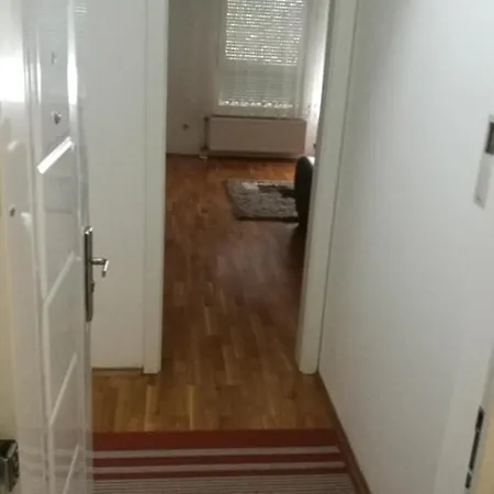 Apartment Nikola *